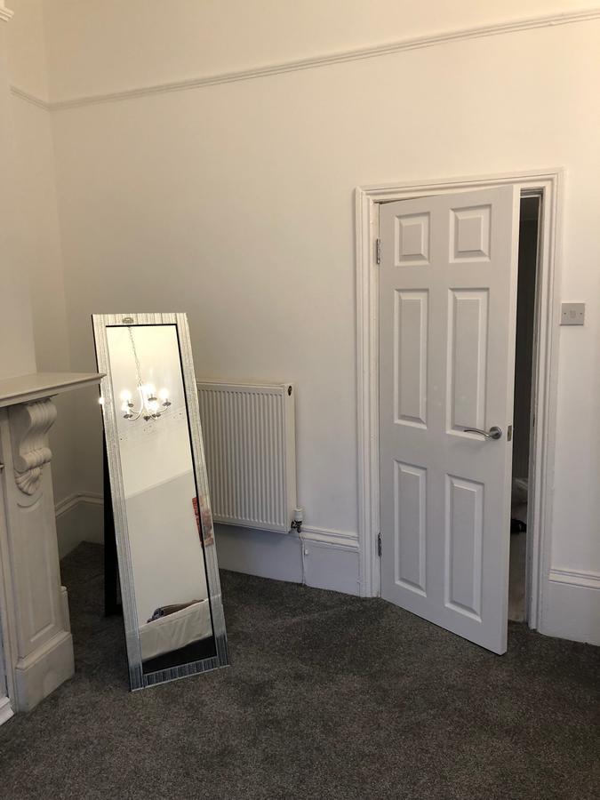 No 32 - Large 2 Bed Near Sefton Park And Lark Lane Daire Liverpool Dış mekan fotoğraf